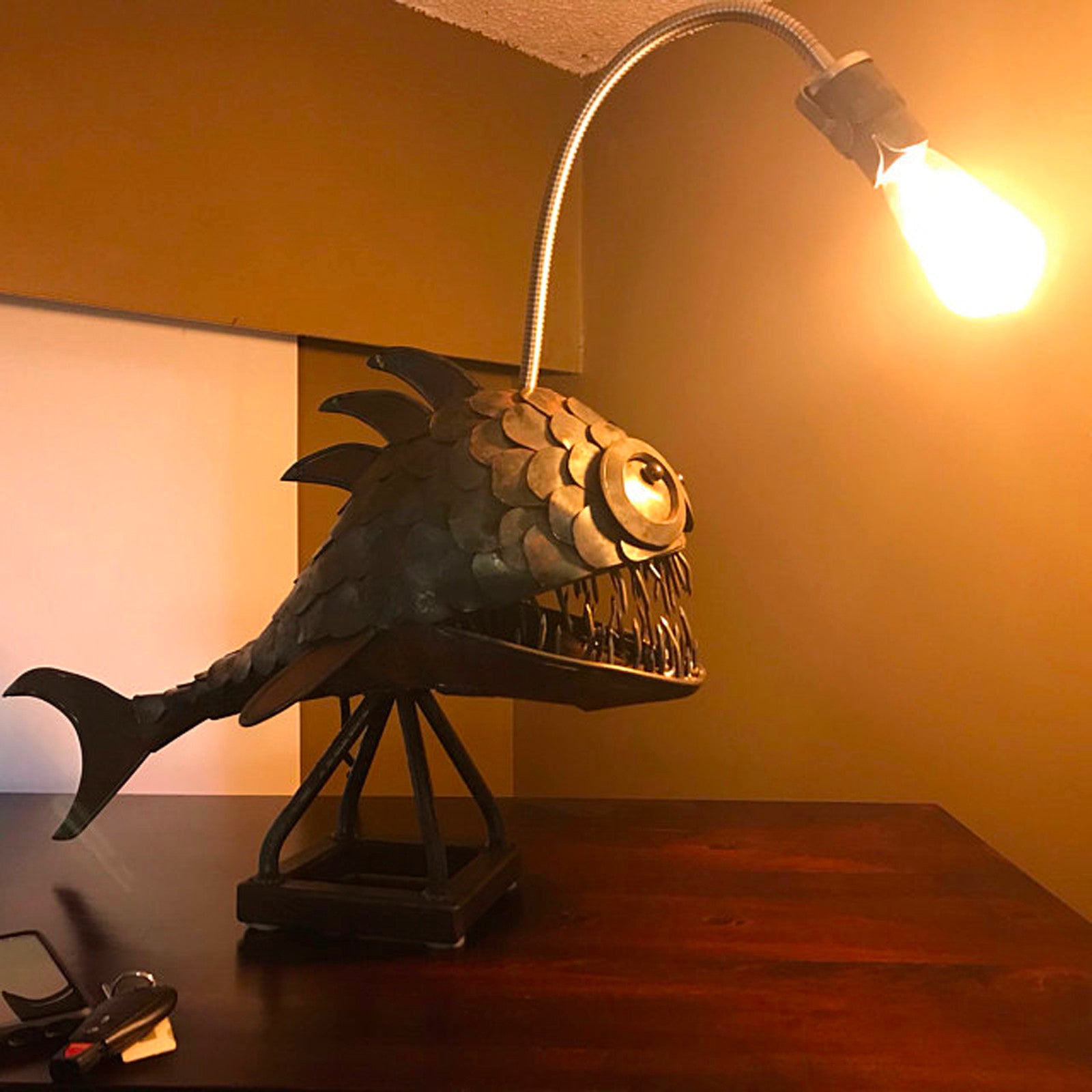 Anglerfish Lamp Floor-standing Retro Art Table Lamp - My Store