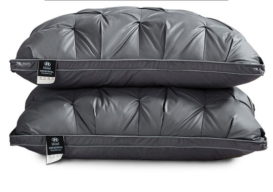 A Pair Of Feather Pillows And White Goose Single Neck Guards - My Store