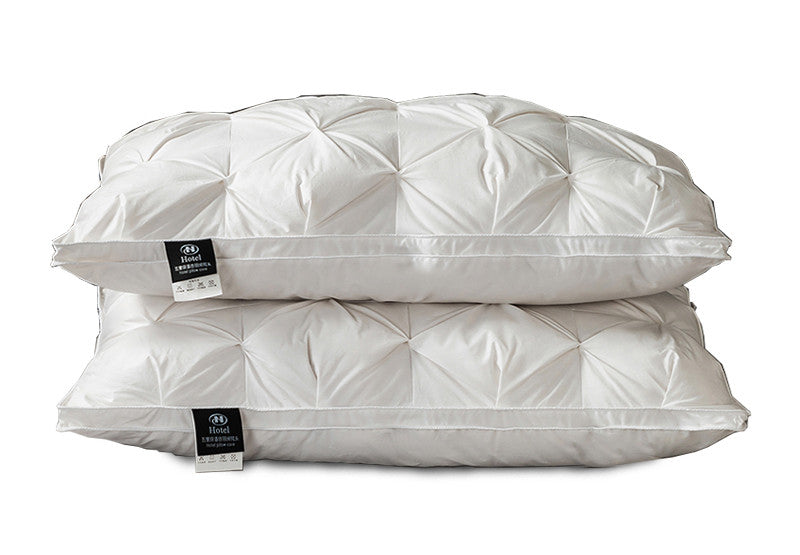 A Pair Of Feather Pillows And White Goose Single Neck Guards - My Store